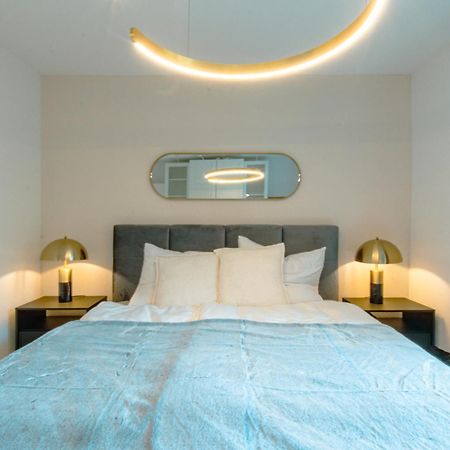 Stuttgart Lux Living - Stilvolles Wohnen Im Zentrum Esterno foto