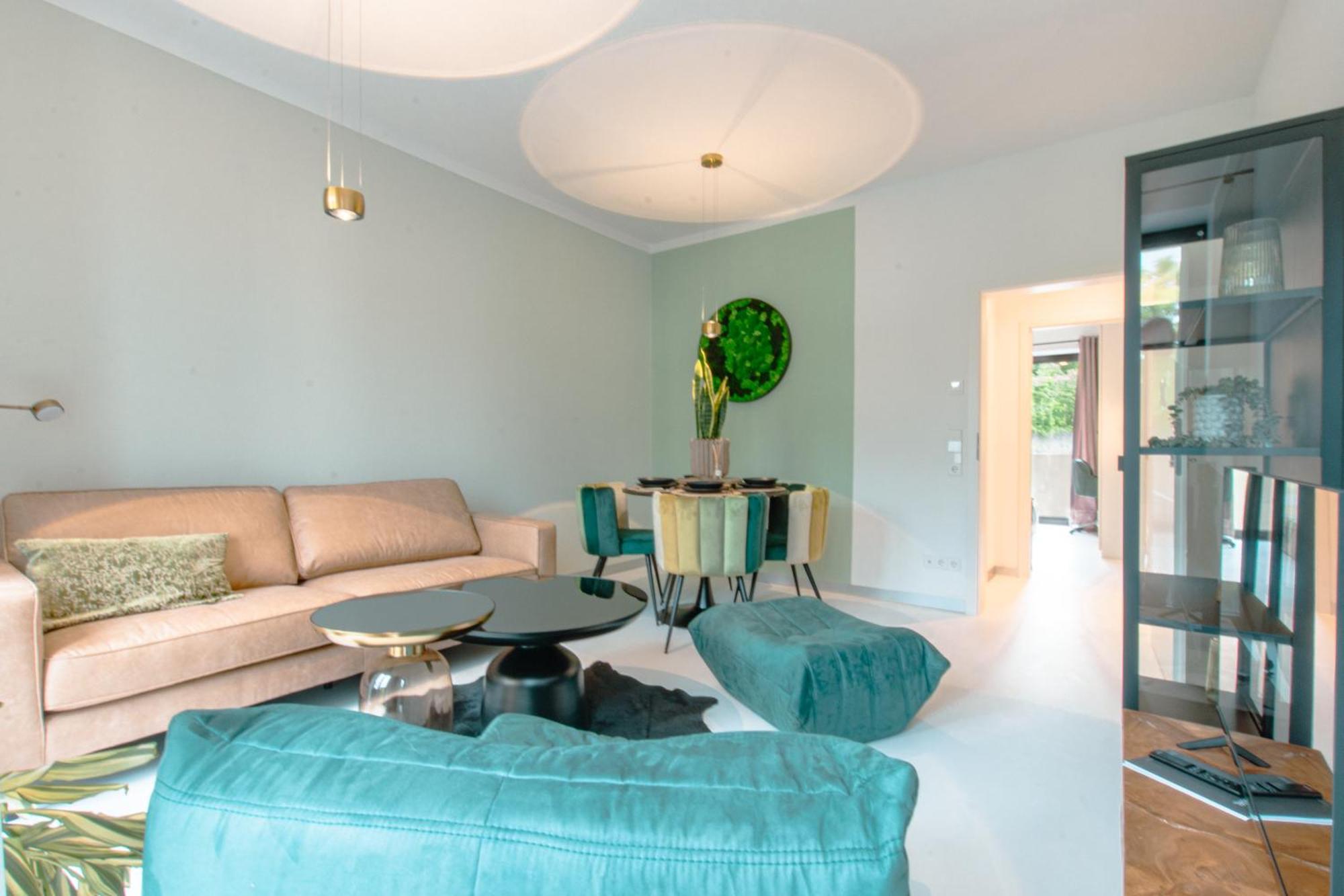 Stuttgart Lux Living - Stilvolles Wohnen Im Zentrum Esterno foto